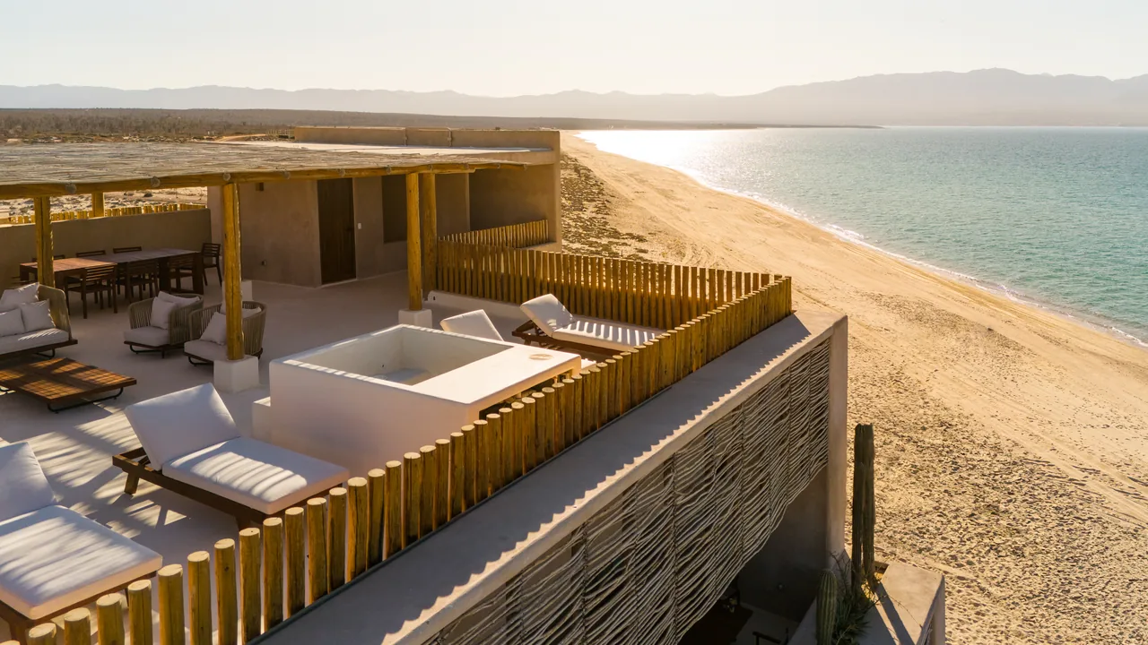 AMINA Wind Resort